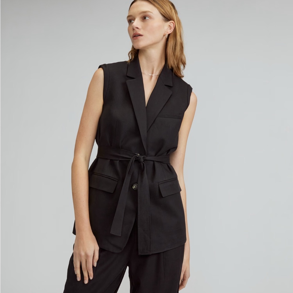 NWT Everlane Sleeveless Blazer in Buttersmooth